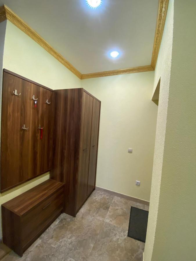 Вул Роксолани , 16 Центр 300 М До Бювету Truskavets Exterior foto